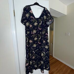 Old Navy Navy Floral Midi Dress
